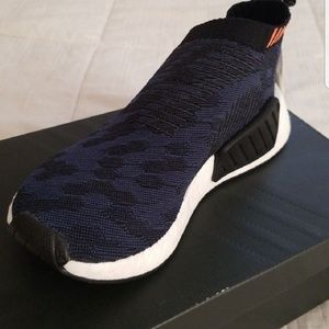nmd laceless